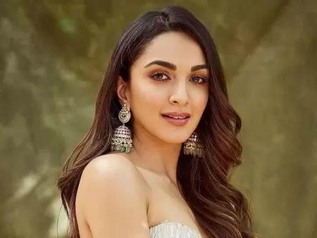 Kiara Advani Hot Pics