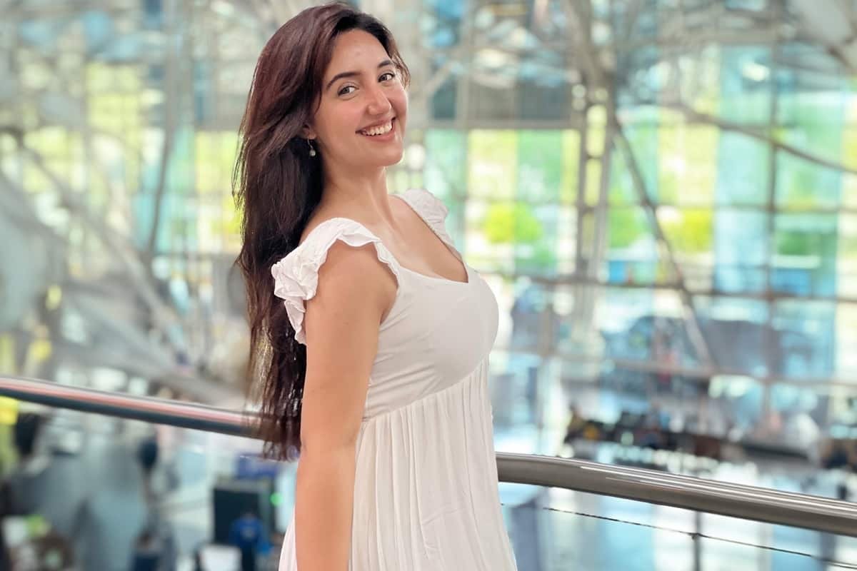 Ashnoor Kaur Hot Pics